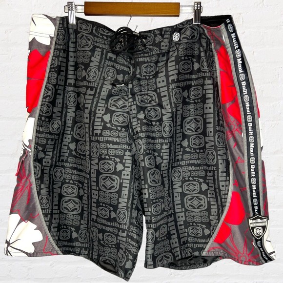 Maui Built Board Shorts Size 44 Red Hibiscus Hawaii Swimming Trunks Swim Cargo - Picture 1 of 7